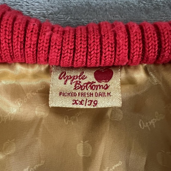 Apple Bottoms Jacket Womens Large Red Heart Quilted Down Bomber Logo Embroidery - Picture 11 of 12